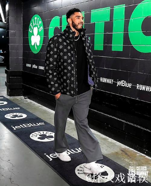 塔图姆压哨绝杀绿军险胜猛龙 雄鹿遭误判输球